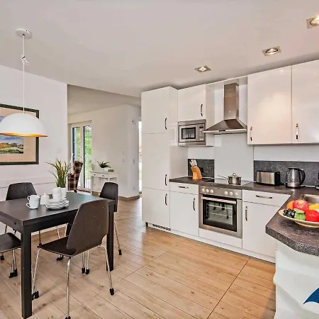 Fischerdorf Kaeptn 12 B * Zirchow