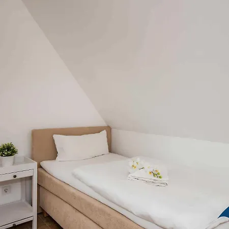 Fischerdorf Kaeptn 12 B *