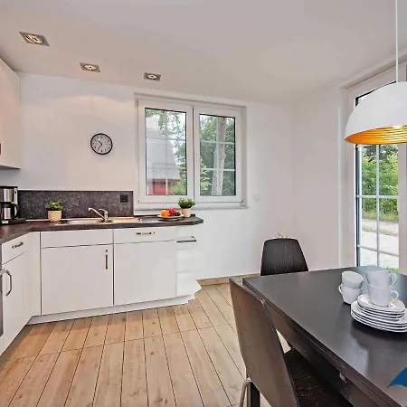 Holiday home Fischerdorf Kaeptn 12 B *