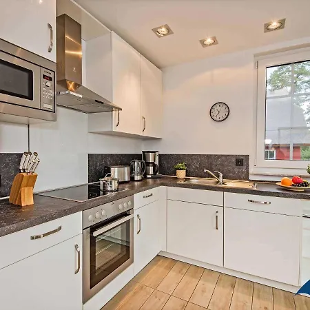 Vakantiehuis Fischerdorf Kaeptn 12 B Zirchow